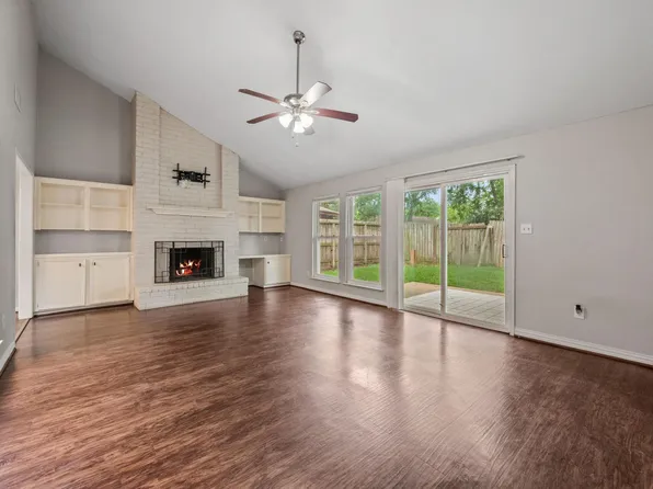 5123 Crystal Bay Dr, Houston, TX 77084