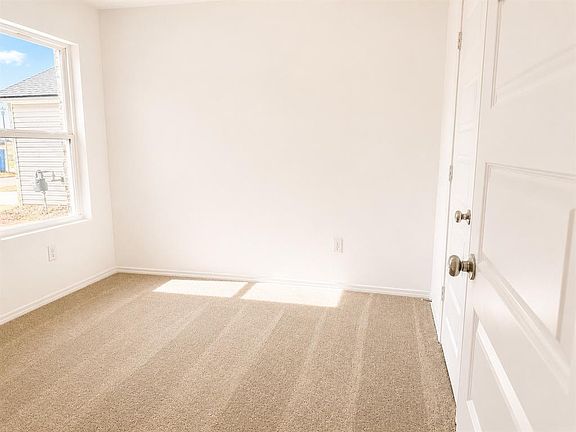 5th image of 920186 Green St