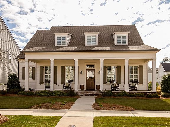 4th image of 305 Hornsby Ln