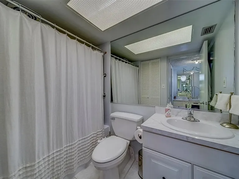 17920 Gulf Blvd #1606 — Photo 45
