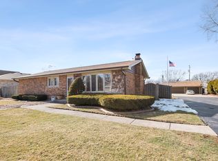 13748 S Leclaire Ave, Midlothian, IL 60445