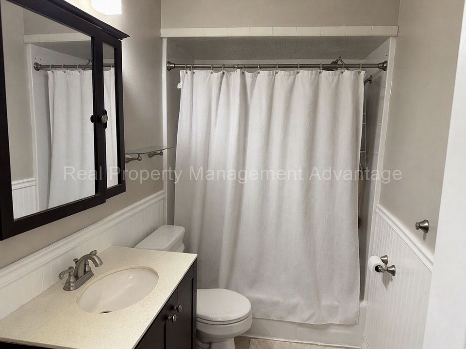 21020 Robinwood St, photo 10
