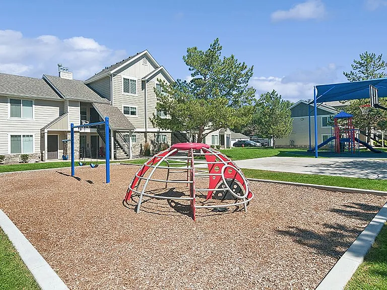 Broadmoor Village — Photo 38