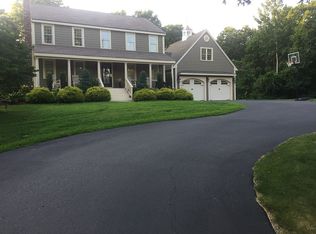 10 Benjamin Day Dr, Wrentham, MA 02093