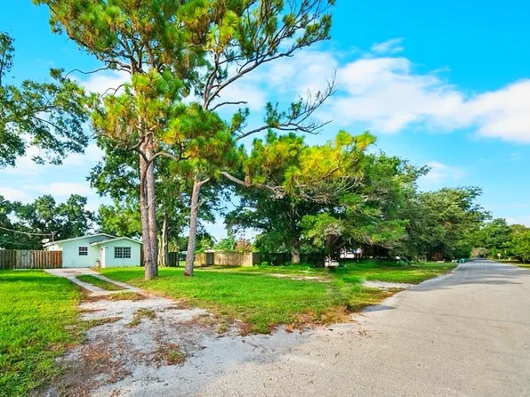 3516 Avenue F, Fort Pierce, FL 34947