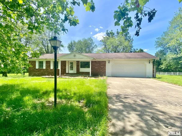 11495 Kevin Ln, Carterville, IL 62918