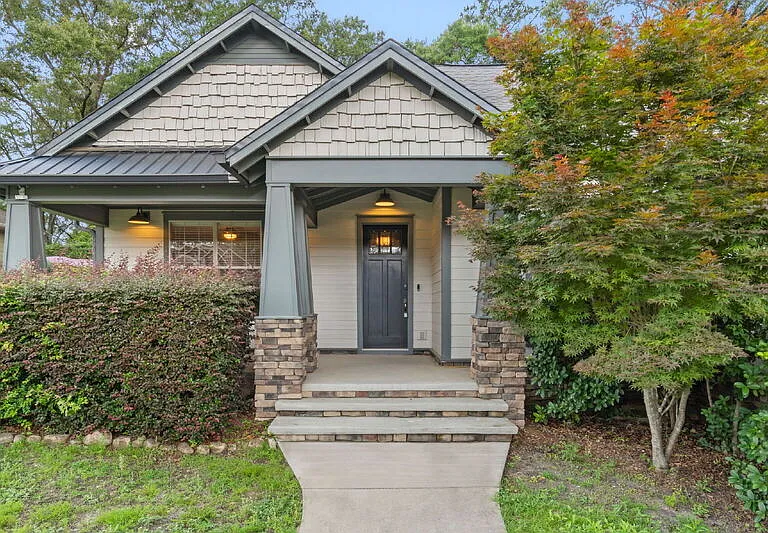 6008 Trestle St — Photo 3