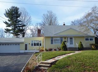 99 Westbrook Ave, Midland Park, NJ 07432