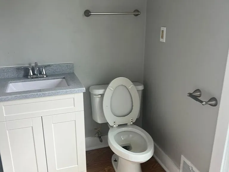 413 Green St — Photo 24