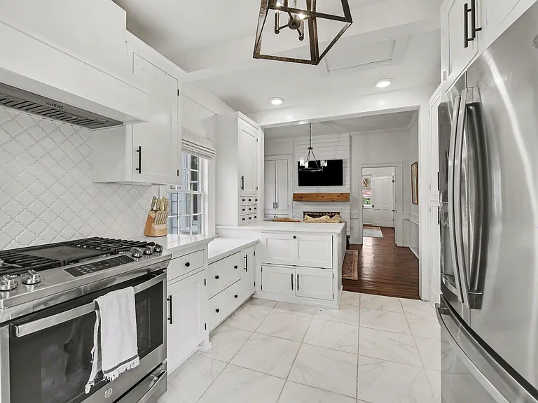 216 W Carolina Ave — Photo 14