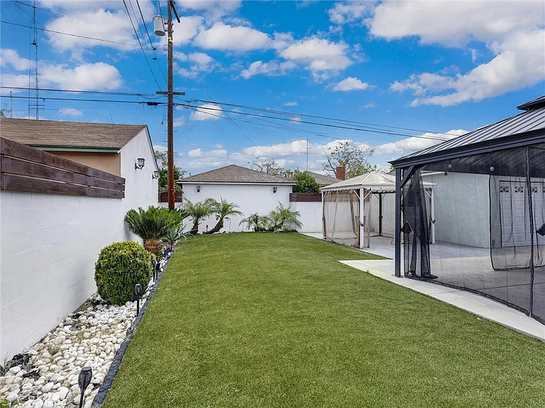 4350 Carfax Ave — Photo 7