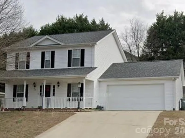 236 17th Ave SE, Hickory, NC 28602