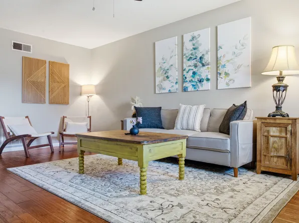 517 Chickadee Dr, Little Rock, AR