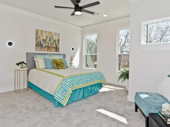 835 Winston St, Dallas, TX 75208