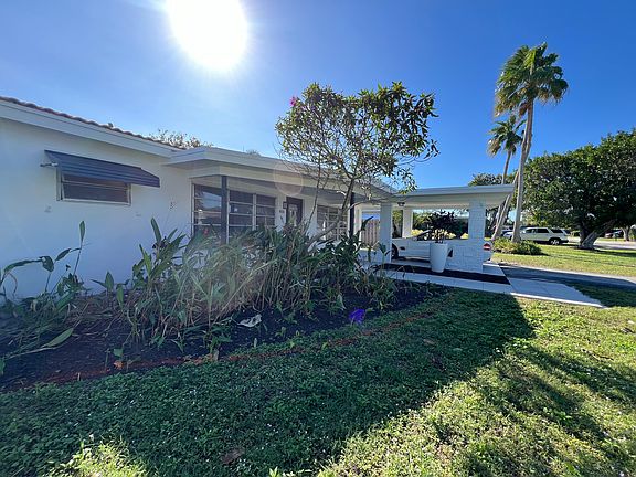 4th image of 456 NE 28th Ter