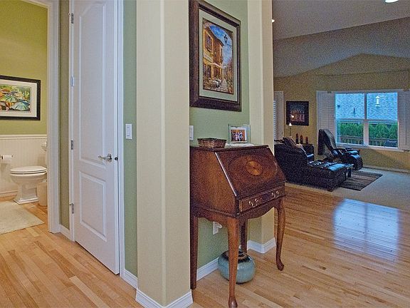    Foyer with Powder Room