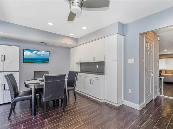 69 Rolling Hill Green image 11 of 30