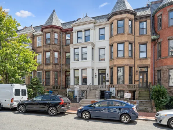 2106 O St NW #4, Washington, DC 20037