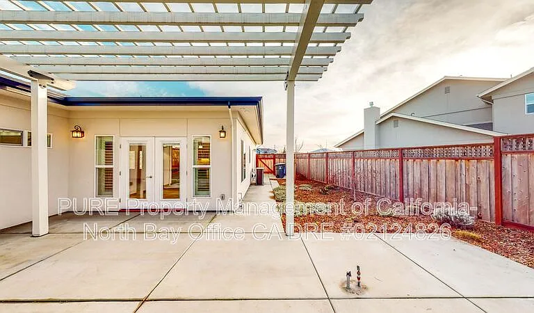 1949 San Salvador Dr — Photo 32