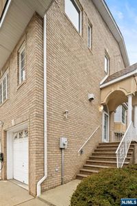 12 Liberty Ct, Secaucus, NJ, 07094