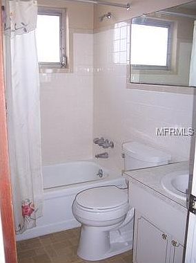 5th image of 3824 Elmwood Dr