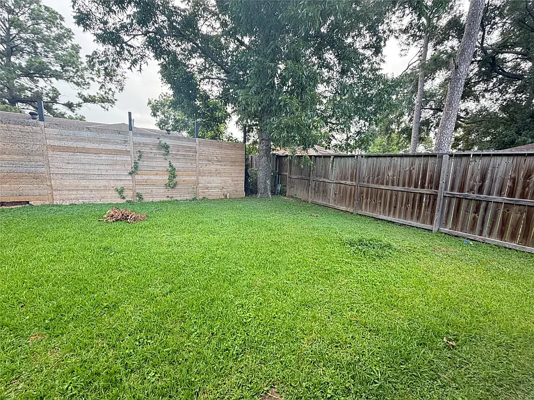 1427 Kappa St — Photo 30