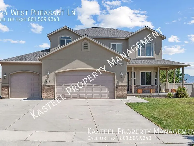 924 W Pheasant Ln — Photo 2