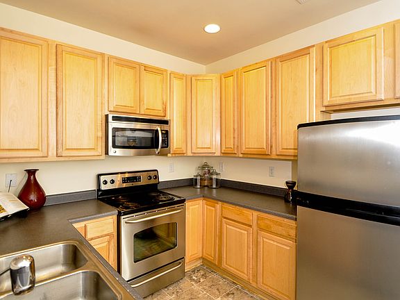 Kitchen with SS Appliances