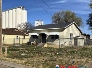 305 E Santa Fe St, Garden City, KS 67846