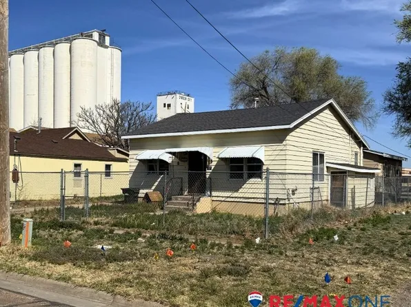 305 E Santa Fe St, Garden City, KS 67846