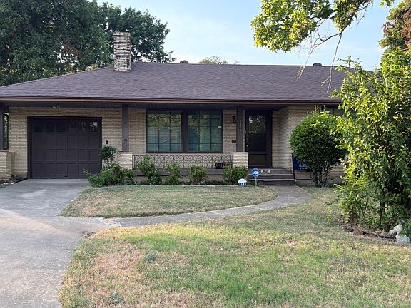 2nd image of 1581 Harbor Rd