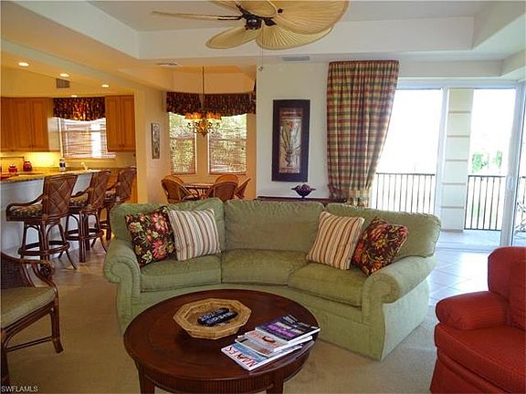 5th image of 571 Avellino Isles Cir APT 27201