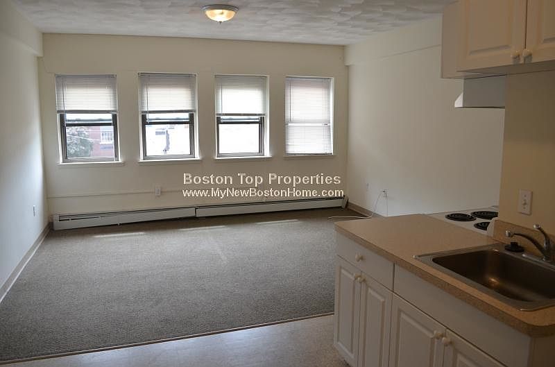 1st image of 1050 Hancock St APT C2