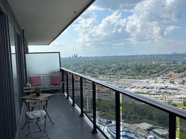 70 Annie Craig Dr #3403, Toronto, ON M8V 0G2