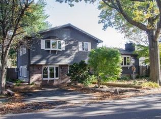 137 Village St, Marblehead, MA 01945