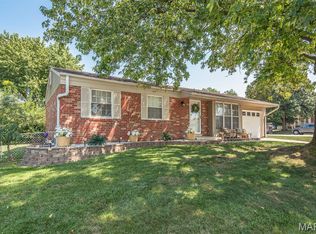 3200 Denton Ln, Saint Charles, MO 63301