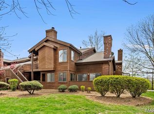 1710 Hemingway Ln #B, Saint Charles, MO 63304