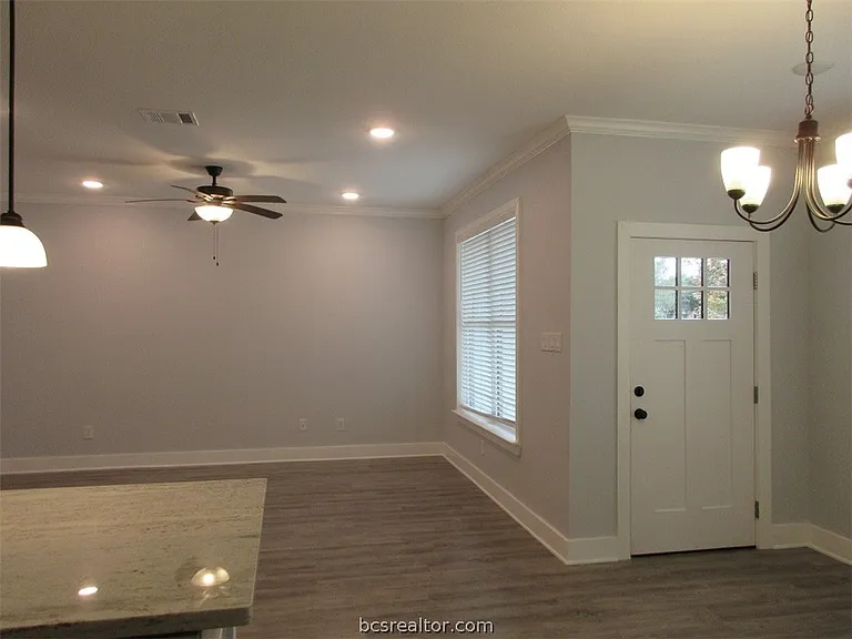 2104 Crescent Pointe Pkwy — Photo 6