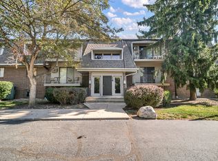 138 E Bailey Rd APT M, Naperville, IL 60565