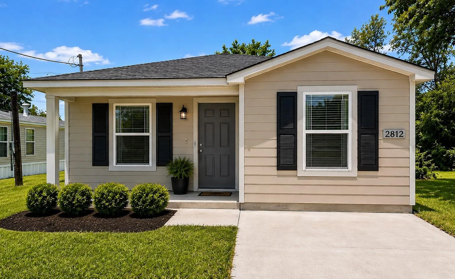 3 bed, 1.0 bath, 1080 sqft, $1,450 — Photo 1