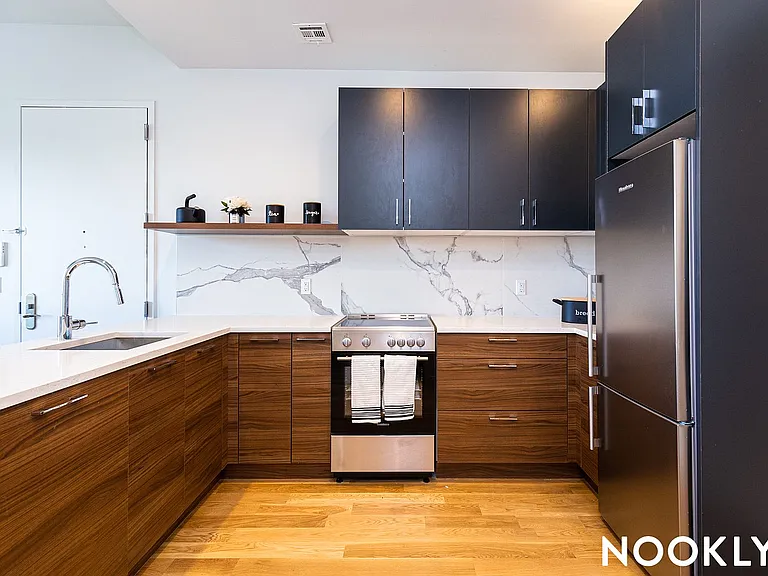 45-57 Davis St #808 — Photo 4