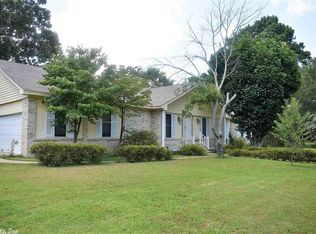105 Kim Dr, Searcy, AR 72143