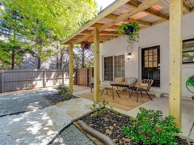 5024 Rea Rd — Photo 13