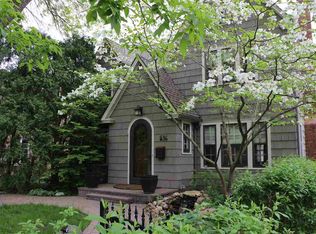 536 S Summit St, Iowa City, IA 52240