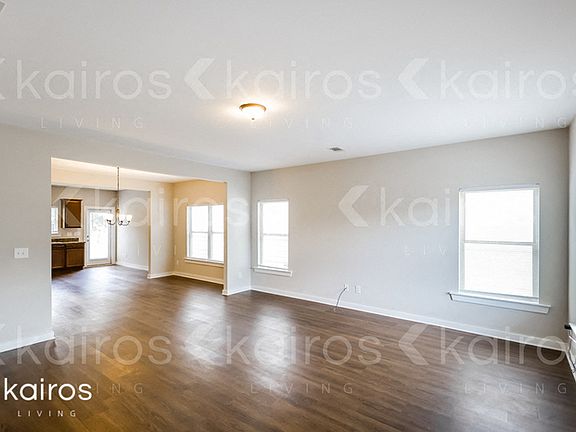 3rd image of 14635 Griffin St