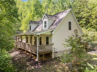 215 Calm Creek Rd, FLETCHER, NC 28732