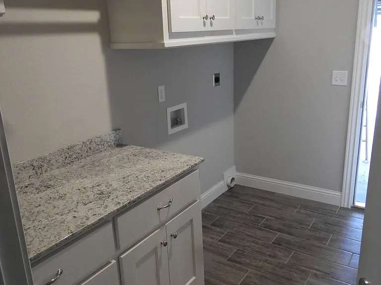 980 Ashmore Landing Loop — Photo 2