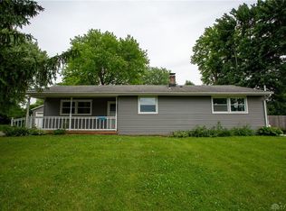 209 Hardacre Dr, Xenia, OH 45385