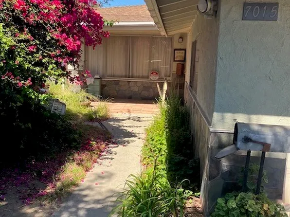7015 Tyrone Ave, Van Nuys, CA 91405