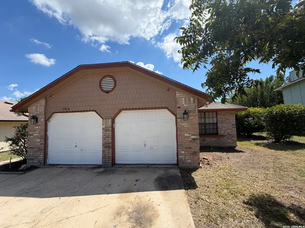 11416 HATCHET PASS DR, San Antonio, TX 78245